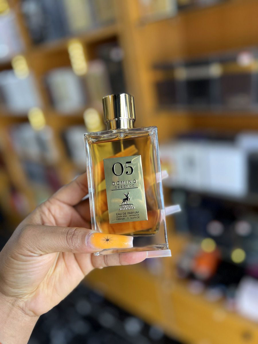 تصویر عطر ادکلن دومینو اسنس ۰۵ الحمبرا (۰۵ Domino Essence Maison Alhambra) 3