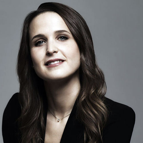 تصویر فنی بال (Fanny Bal)