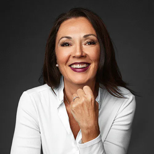 تصویر کارین دوبروی-سرنی (Karine Dubreuil-Sereni)